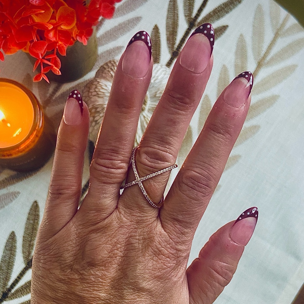 Hand painted artificial gel nails kit. Choose your nail size and shape.